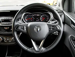 Used 2026 Vauxhall Viva Sl Silver - Interior and Exterior details 13