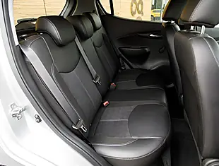 Used 2026 Vauxhall Viva Sl Silver - Interior and Exterior details 19
