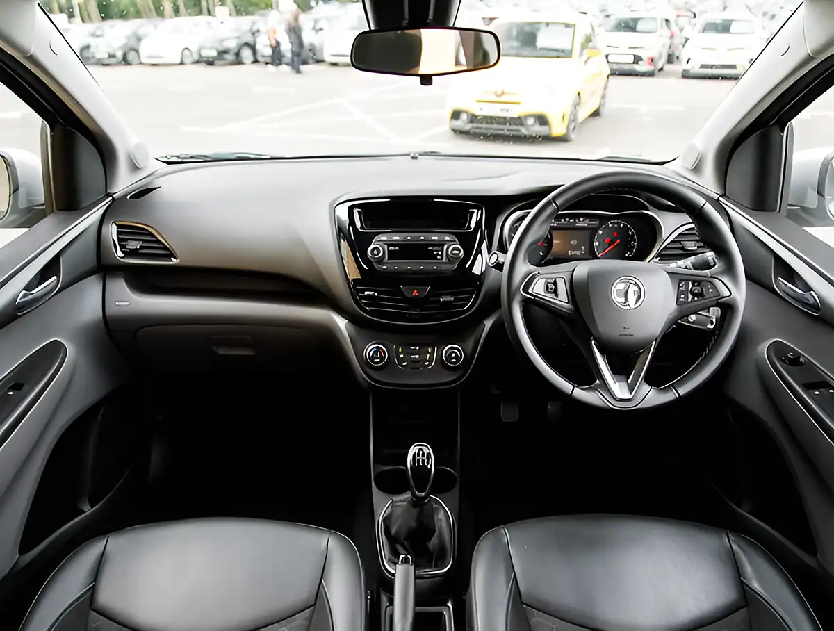 Used 2026 Vauxhall Viva Sl Silver - Interior and Exterior details 3
