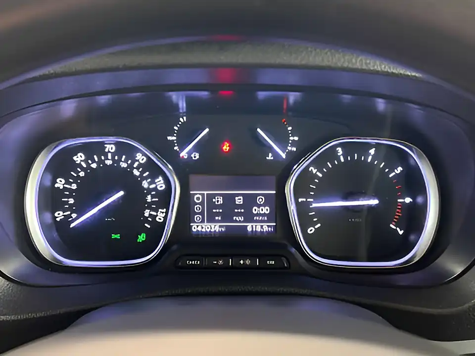 Used 2026 Vauxhall Vivaro Dynamic Kaolin White - Interior and Exterior details 12