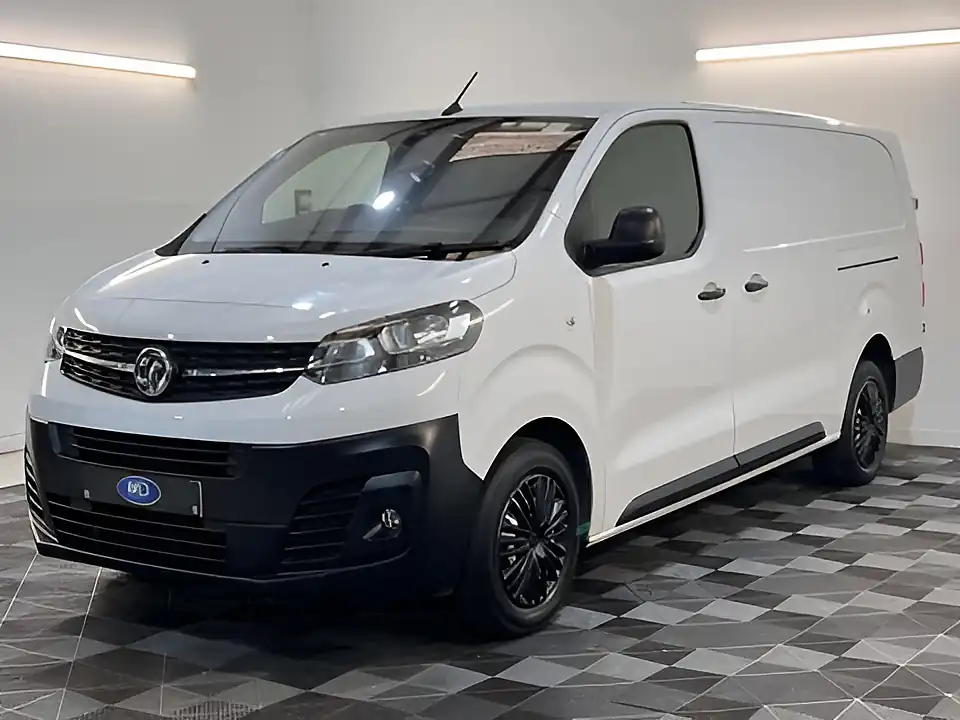 Used 2026 Vauxhall Vivaro Dynamic Kaolin White - Interior and Exterior details 8