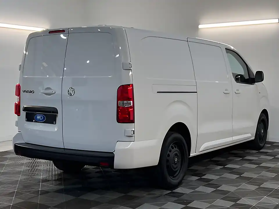 Used 2026 Vauxhall Vivaro F2900 Professional S/S Kaolin White - Interior and Exterior details 3