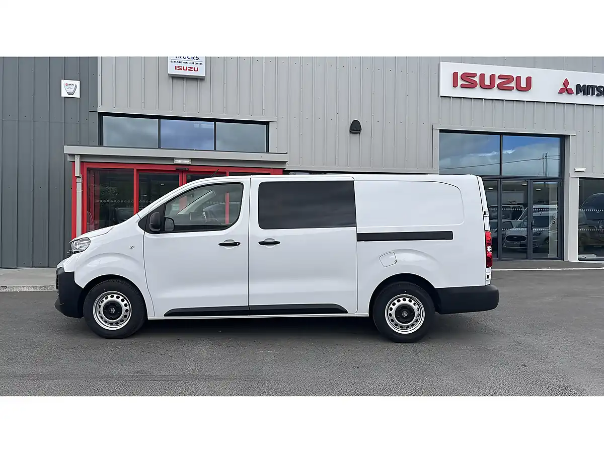 Used 2026 Vauxhall Vivaro Prime Xl Crew White - Interior and Exterior details 5
