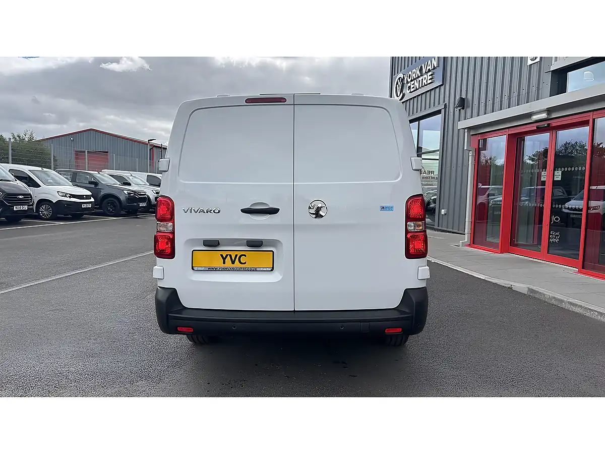 Used 2026 Vauxhall Vivaro Prime Xl Crew White - Interior and Exterior details 6