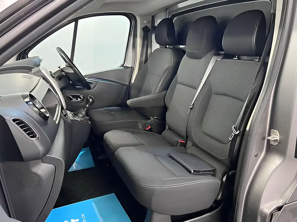 Used 2026 Vauxhall Vivaro Sportive Grey - Interior and Exterior details 11