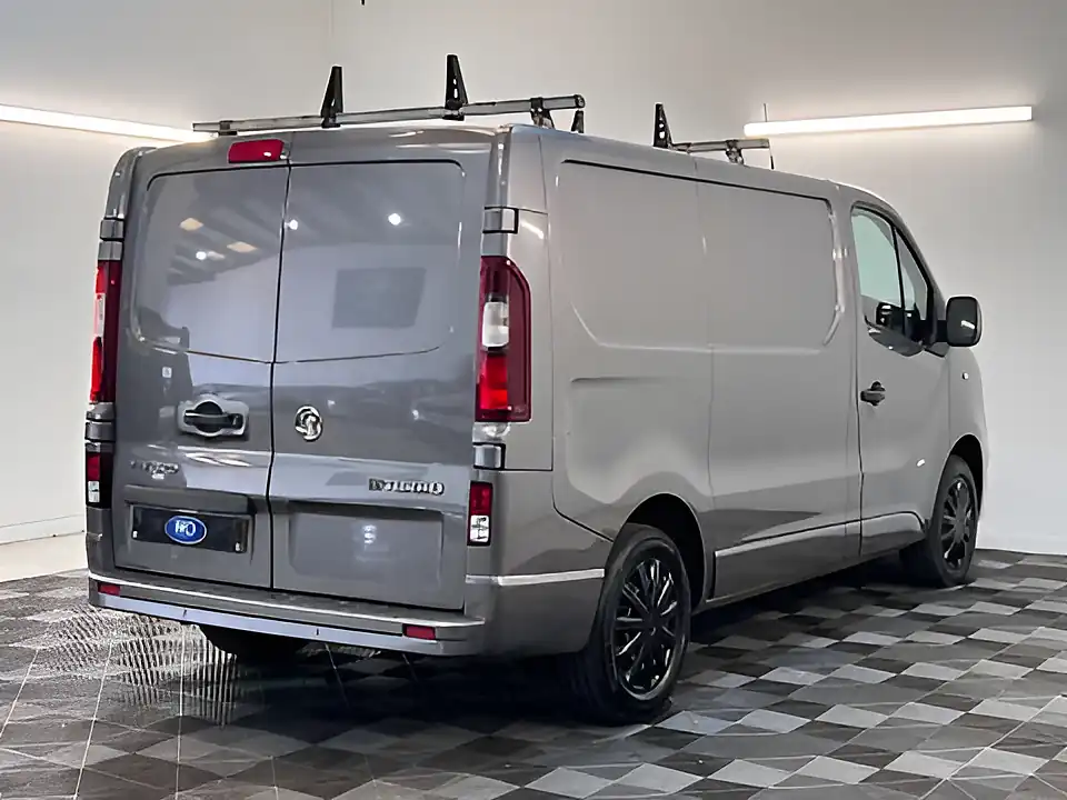 Used 2026 Vauxhall Vivaro Sportive Grey - Interior and Exterior details 3