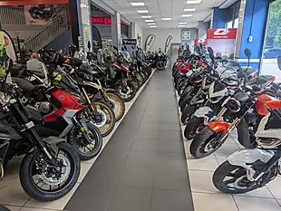 Used 2026 Voge 300 Rally Black - Interior and Exterior details 14