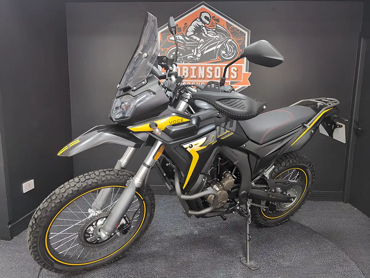 Used 2026 Voge 300 Rally Black - Interior and Exterior details 5