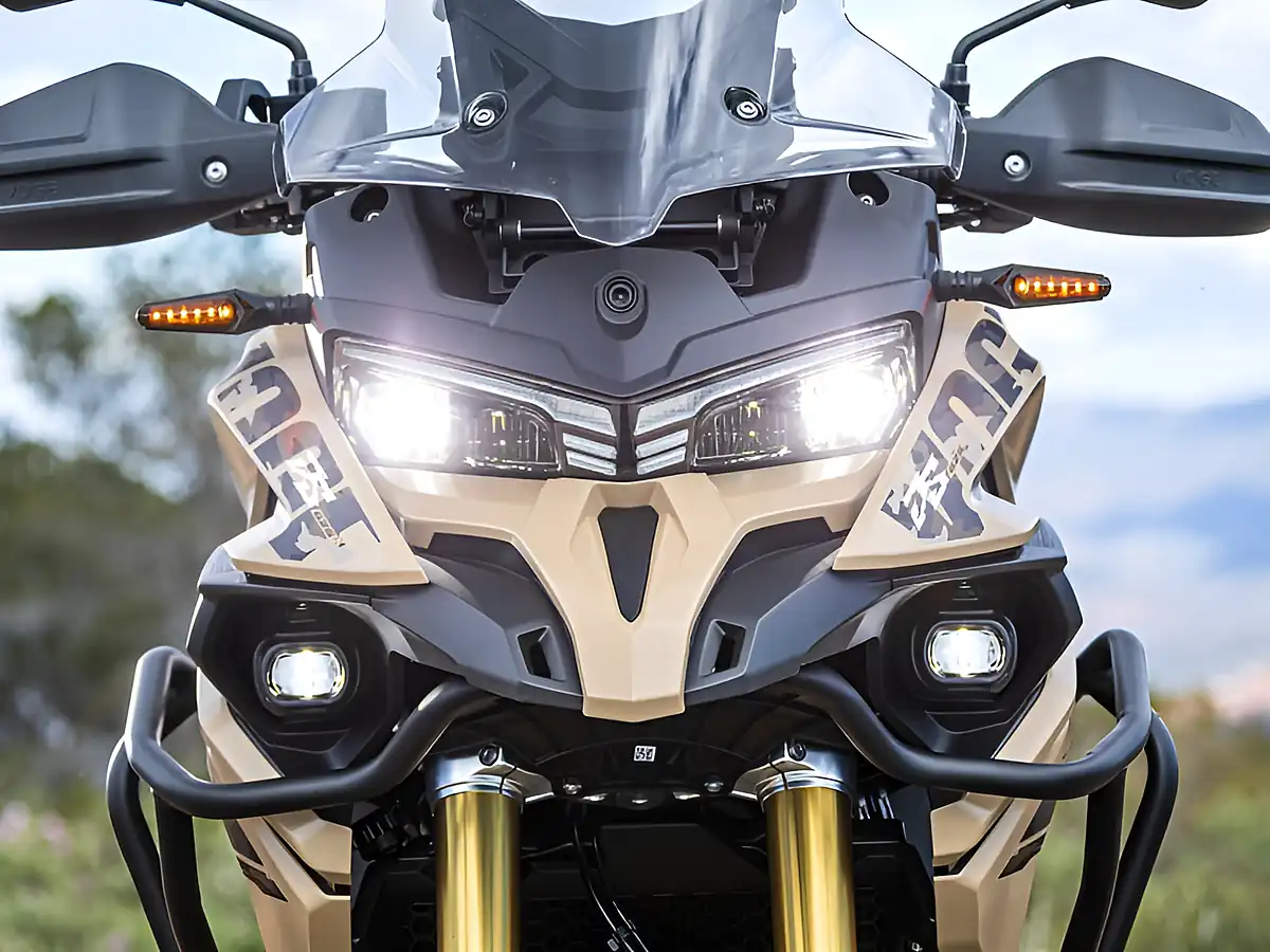 Used 2026 Voge DS625X Adventure Desert Yellow - Interior and Exterior details 20