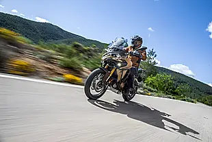 Used 2026 Voge DS625X Adventure Desert Yellow - Interior and Exterior details 11