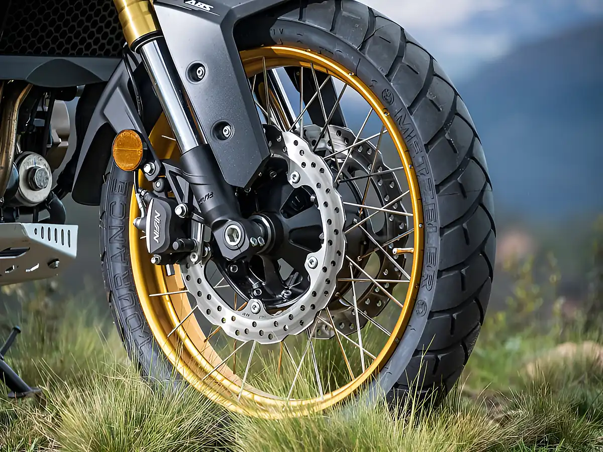 Used 2026 Voge DS625X Adventure Desert Yellow - Interior and Exterior details 19