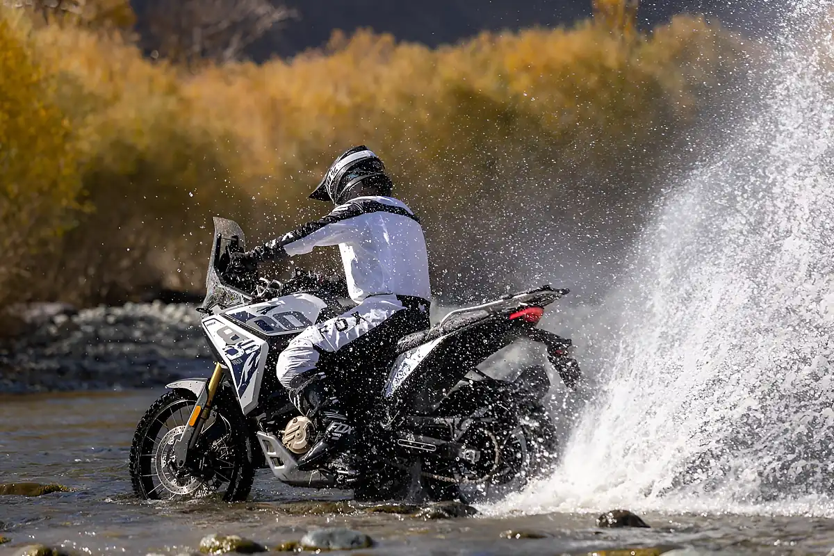 Used 2026 Voge DS800X Rally Black - Interior and Exterior details 4