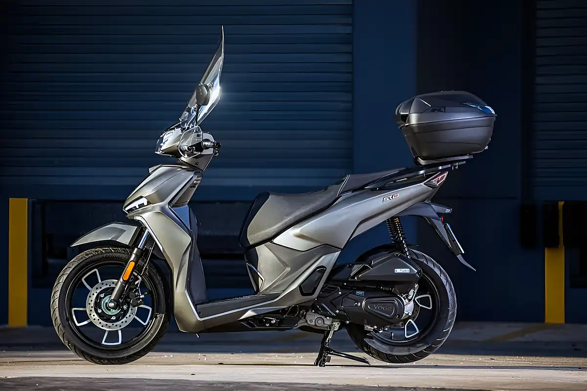 Used 2026 Voge SR16 Matt Black - Interior and Exterior details 2