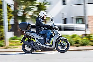 Used 2026 Voge SR16 Matt Black - Interior and Exterior details 3
