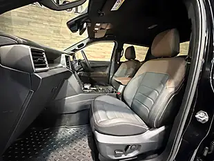 Used 2026 Volkswagen Amarok Panamericana Black - Interior and Exterior details 10