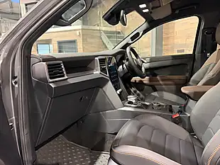 Used 2026 Volkswagen Amarok Panamericana Grey - Interior and Exterior details 10