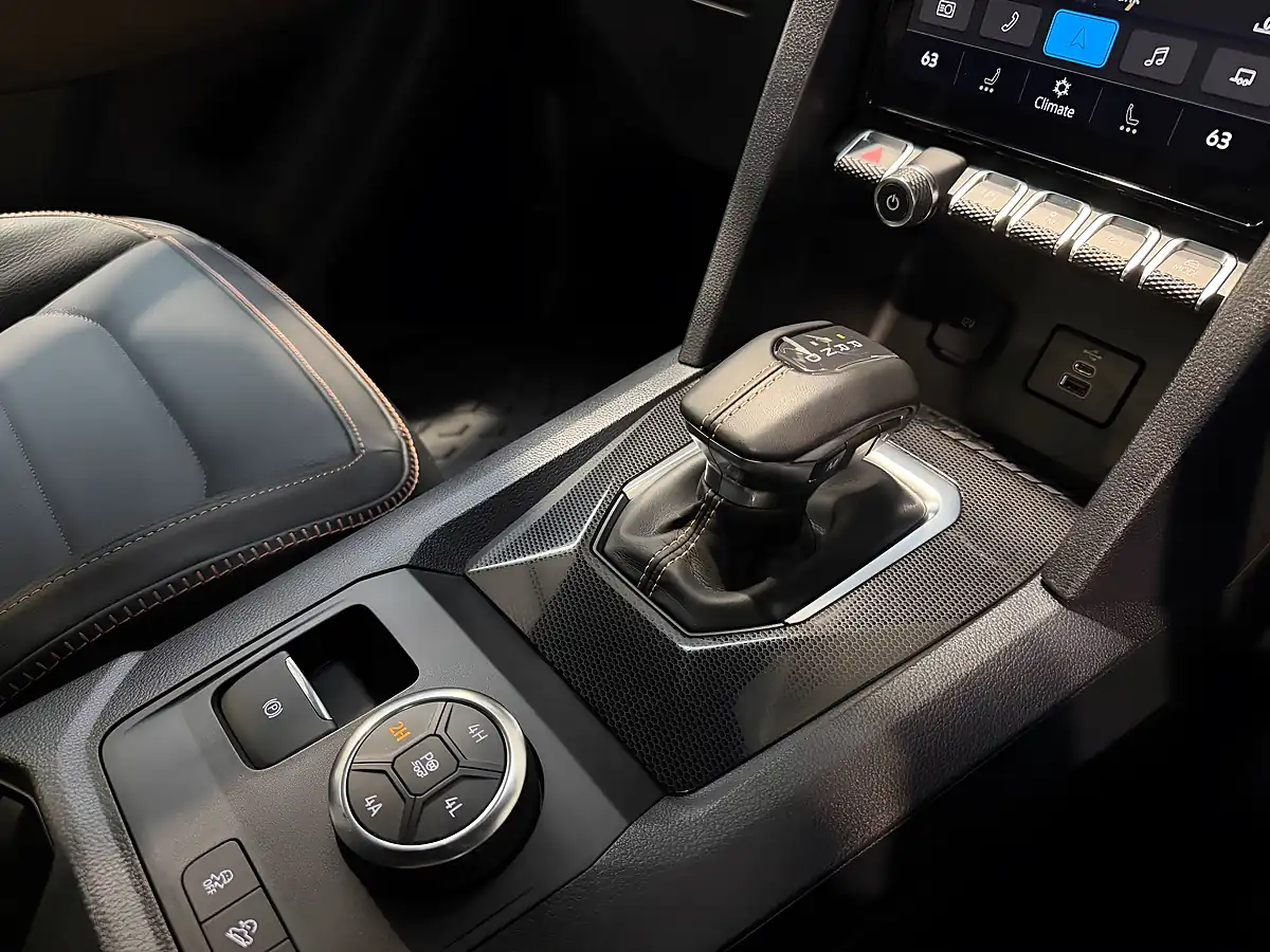 Used 2026 Volkswagen Amarok Panamericana Grey - Interior and Exterior details 19