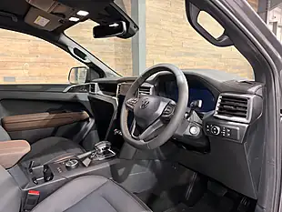 Used 2026 Volkswagen Amarok Panamericana Grey - Interior and Exterior details 8
