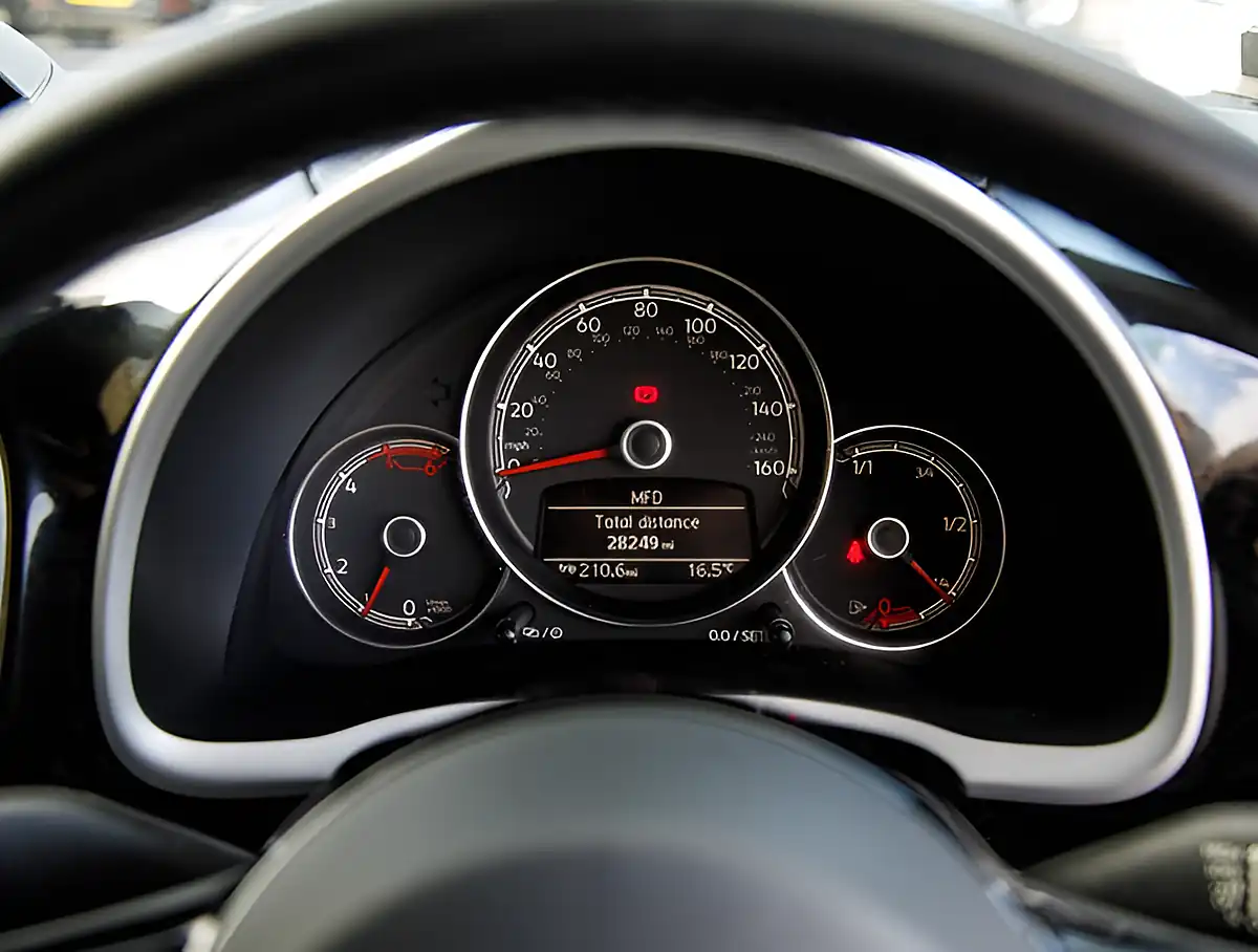 Used 2026 Volkswagen Beetle R Line White - Interior and Exterior details 10