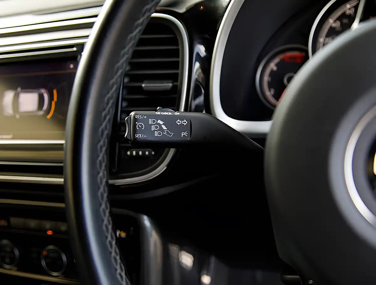 Used 2026 Volkswagen Beetle R Line White - Interior and Exterior details 12