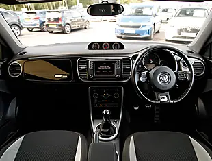 Used 2026 Volkswagen Beetle R Line White - Interior and Exterior details 3
