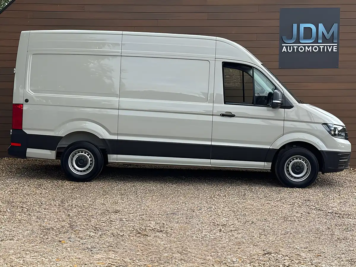 Used 2026 Volkswagen Crafter Commerce Plus Ascot Grey - Interior and Exterior details 2