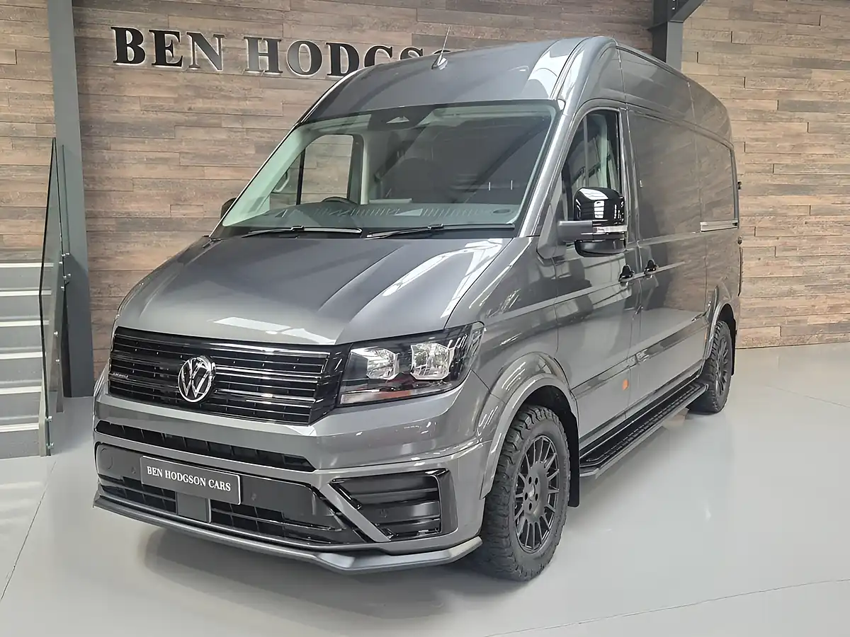 Used 2026 Volkswagen Crafter Commerce Plus Grey - Front View