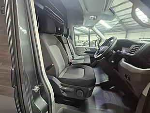 Used 2026 Volkswagen Crafter Commerce Plus Grey - Interior and Exterior details 11