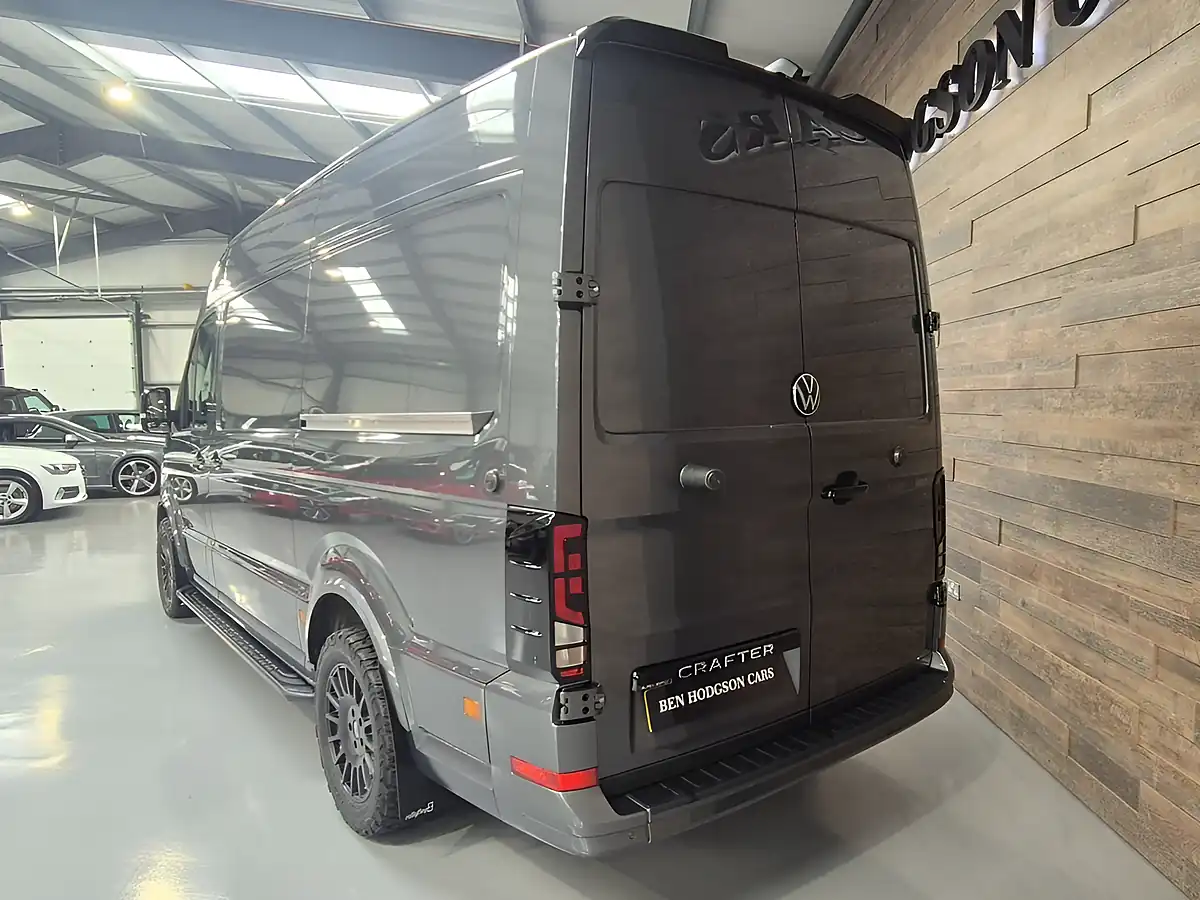 Used 2026 Volkswagen Crafter Commerce Plus Grey - Interior and Exterior details 8