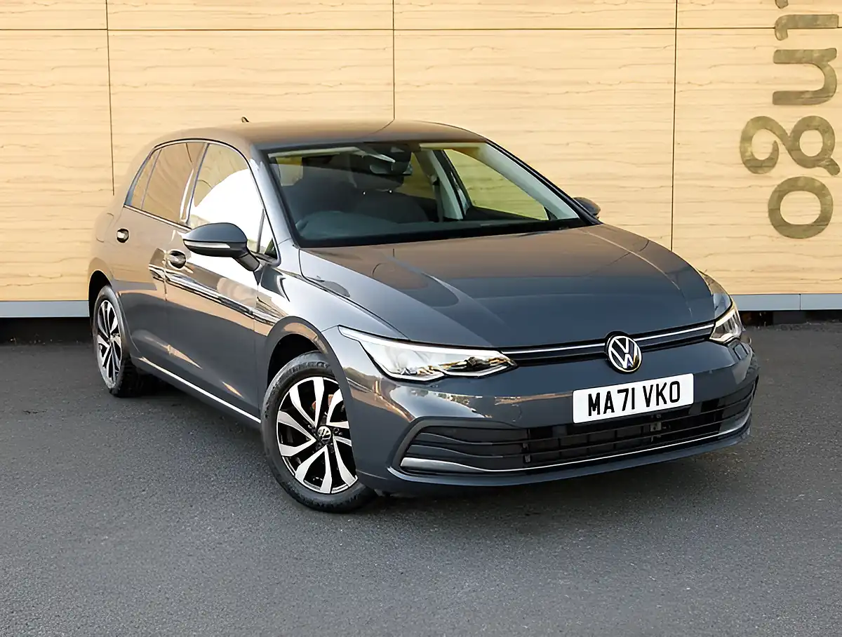 Used 2026 Volkswagen Golf Active Grey - Front View
