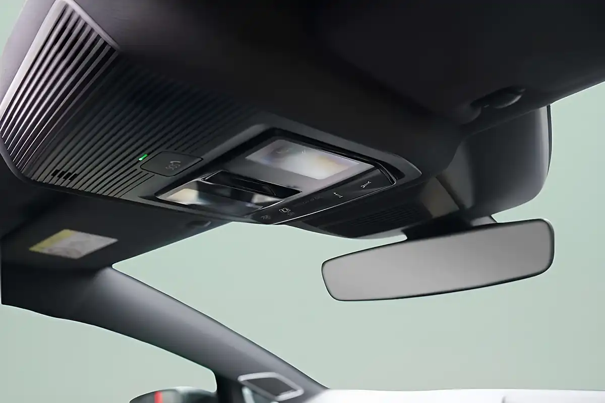 Used 2026 Volkswagen Golf Black Edition Grenadilla Black - Interior and Exterior details 18