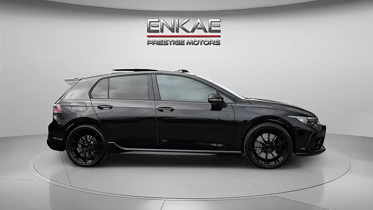 Used 2026 Volkswagen Golf Black Edition Grenadilla Black - Interior and Exterior details 3