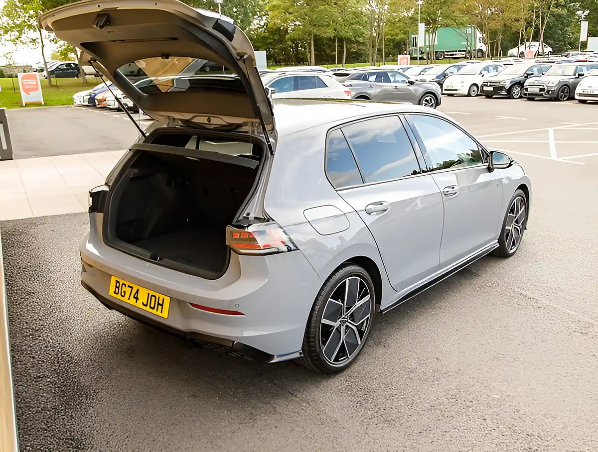 Used 2026 Volkswagen Golf Black Edition Grey - Interior and Exterior details 20
