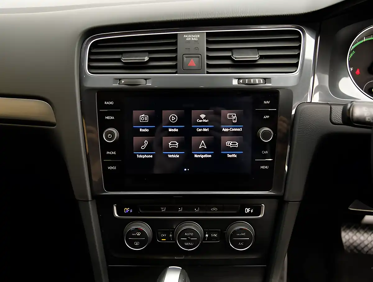 Used 2026 Volkswagen Golf Blue - Interior and Exterior details 12