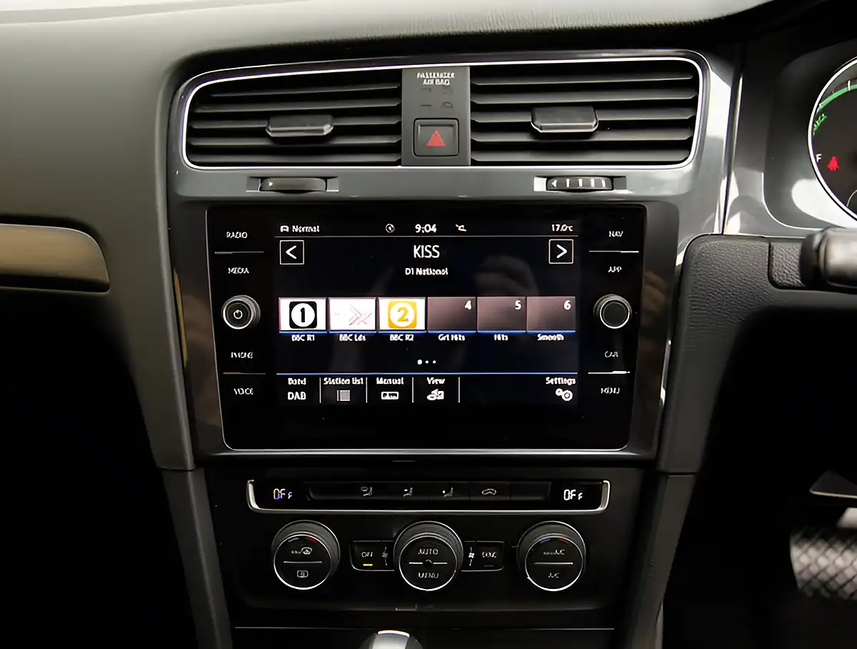 Used 2026 Volkswagen Golf Blue - Interior and Exterior details 13