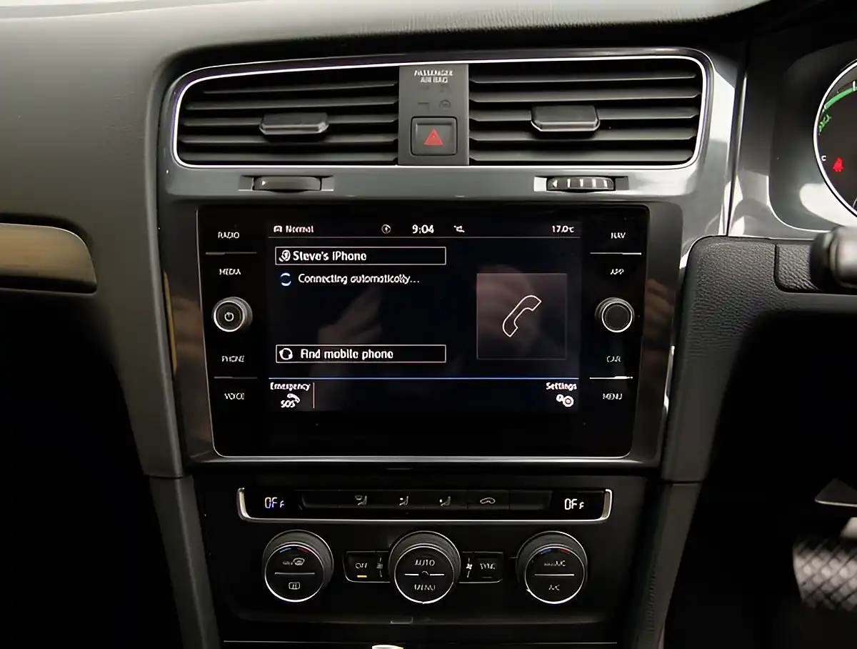 Used 2026 Volkswagen Golf Blue - Interior and Exterior details 14