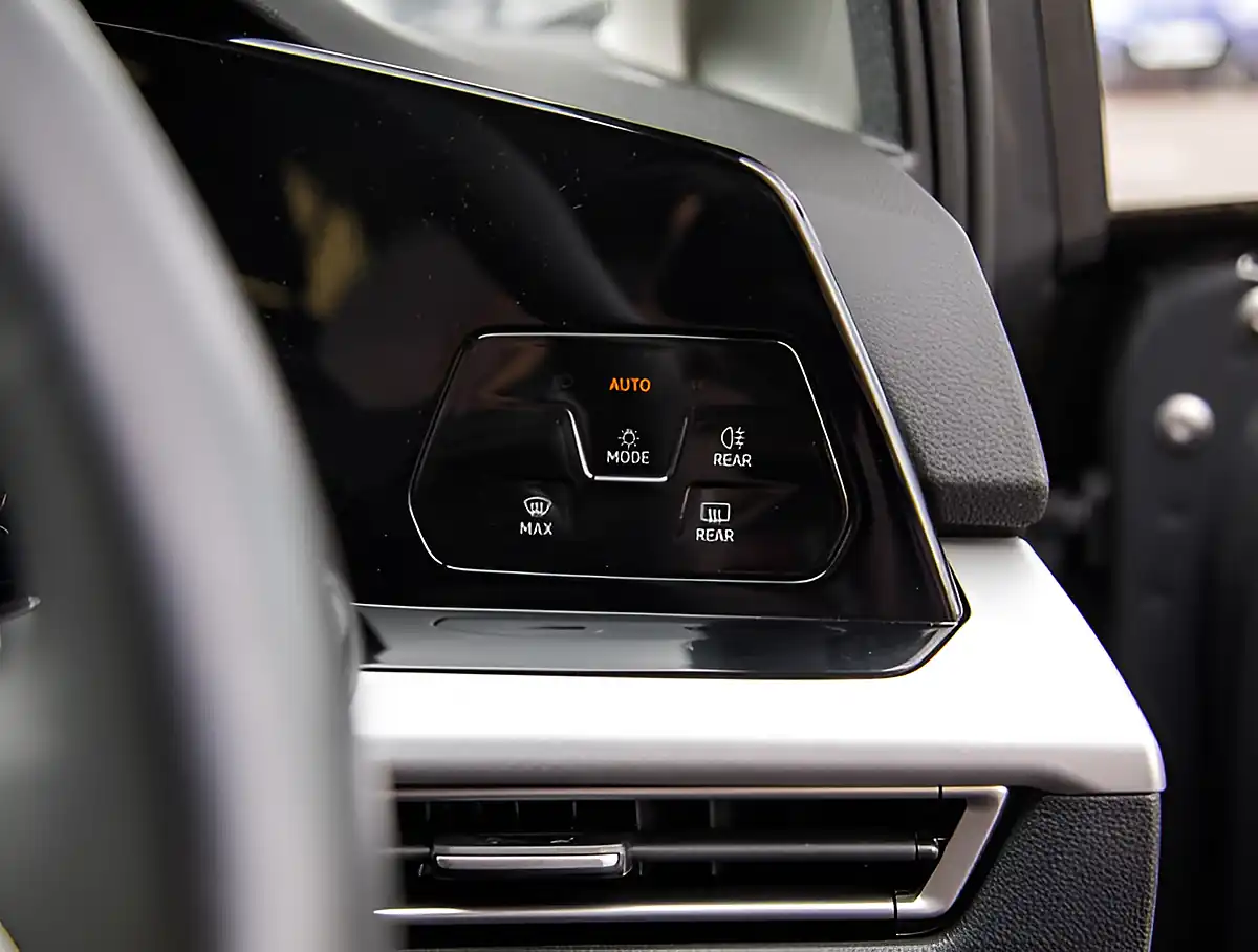 Used 2026 Volkswagen Golf Life Grey - Interior and Exterior details 11