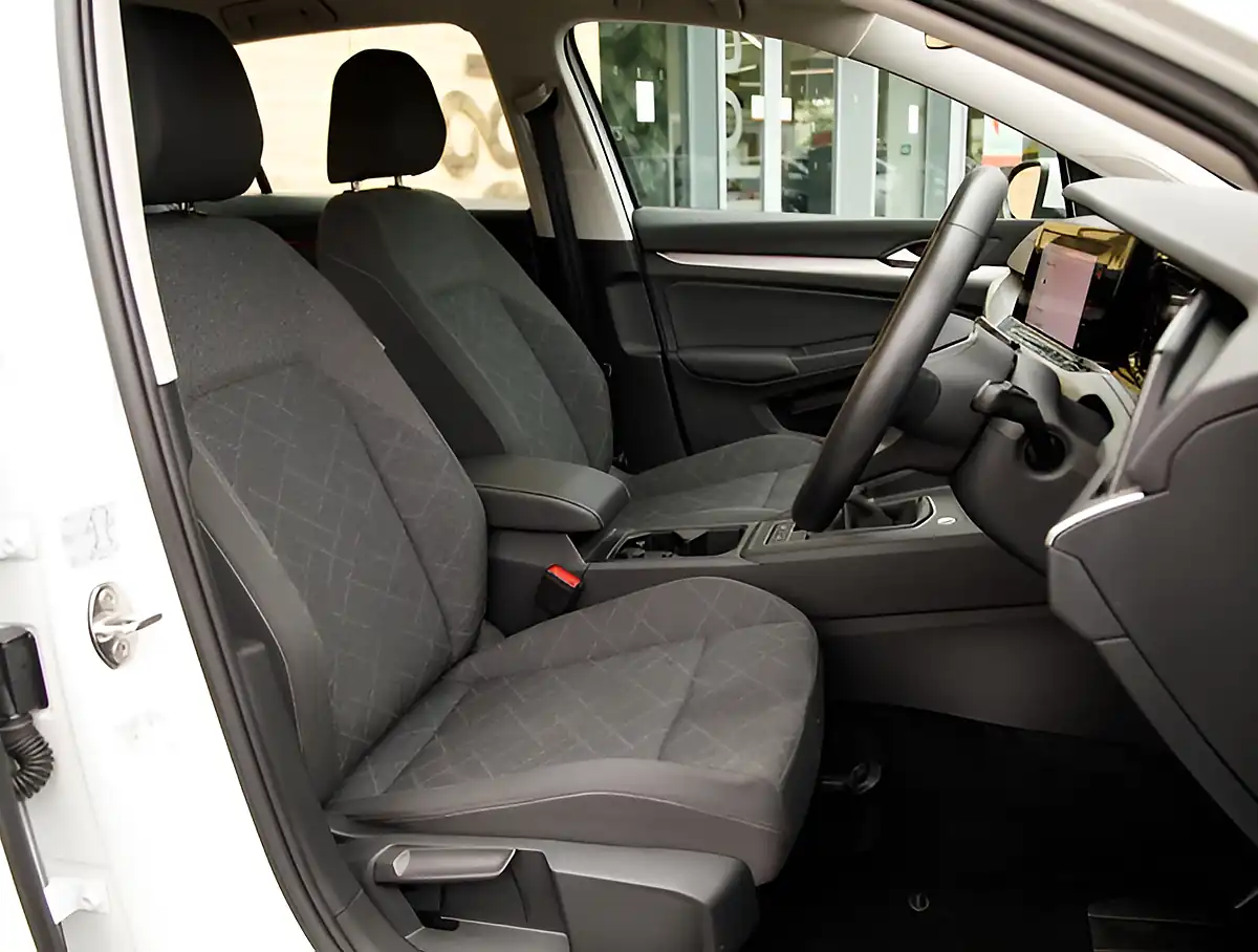 Used 2026 Volkswagen Golf Life White - Interior and Exterior details 19