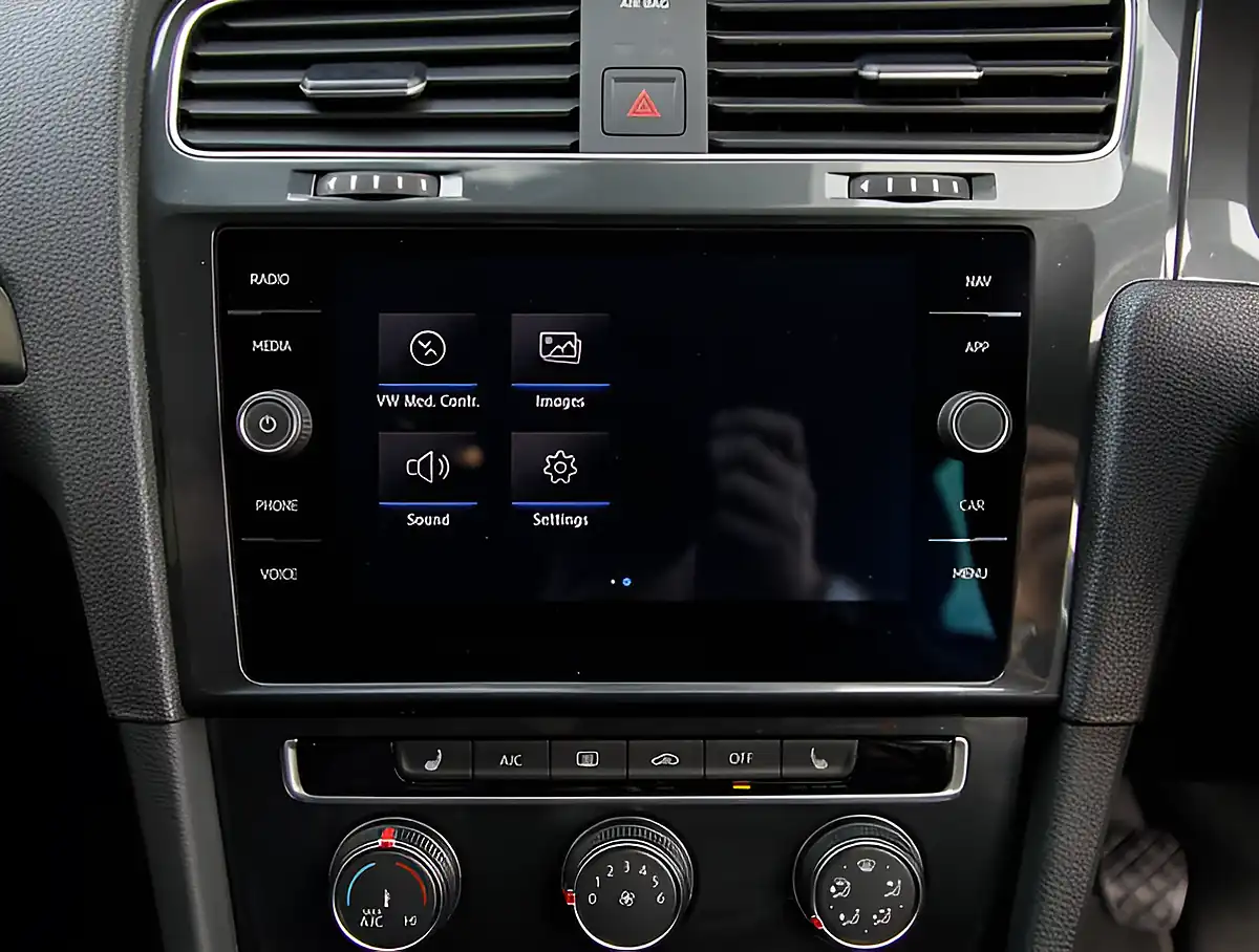 Used 2026 Volkswagen Golf Match Grey - Interior and Exterior details 14
