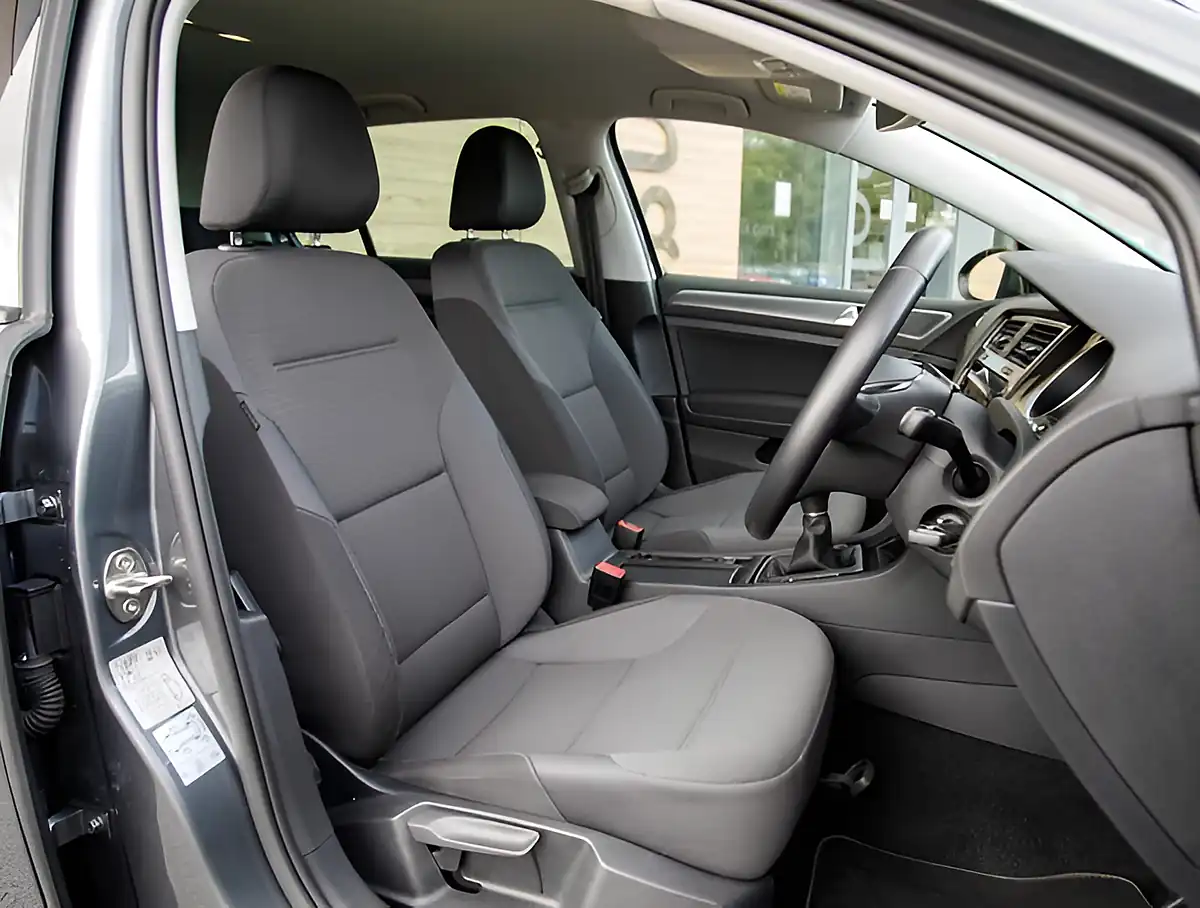 Used 2026 Volkswagen Golf Match Grey - Interior and Exterior details 18