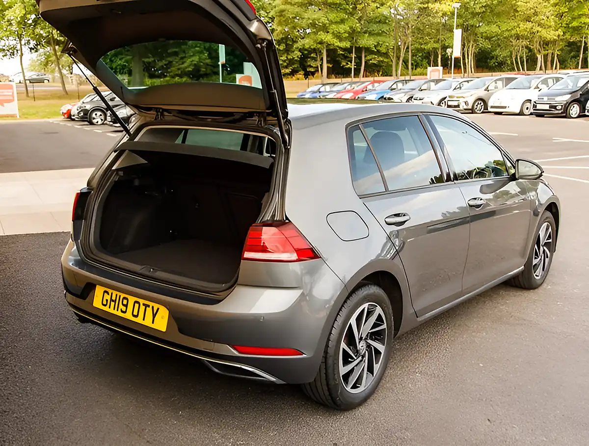 Used 2026 Volkswagen Golf Match Grey - Interior and Exterior details 20
