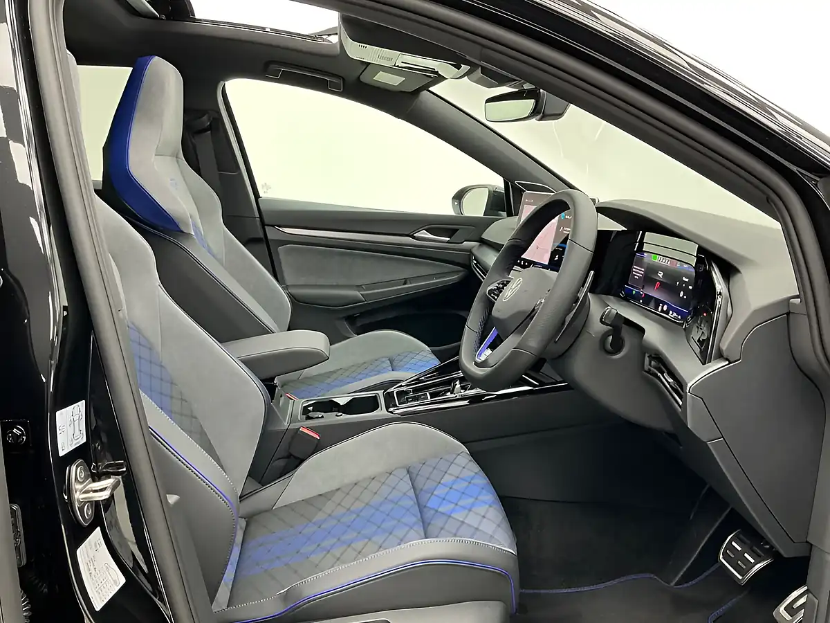 Used 2026 Volkswagen Golf R Black Edition Grenadilla Black - Interior and Exterior details 10