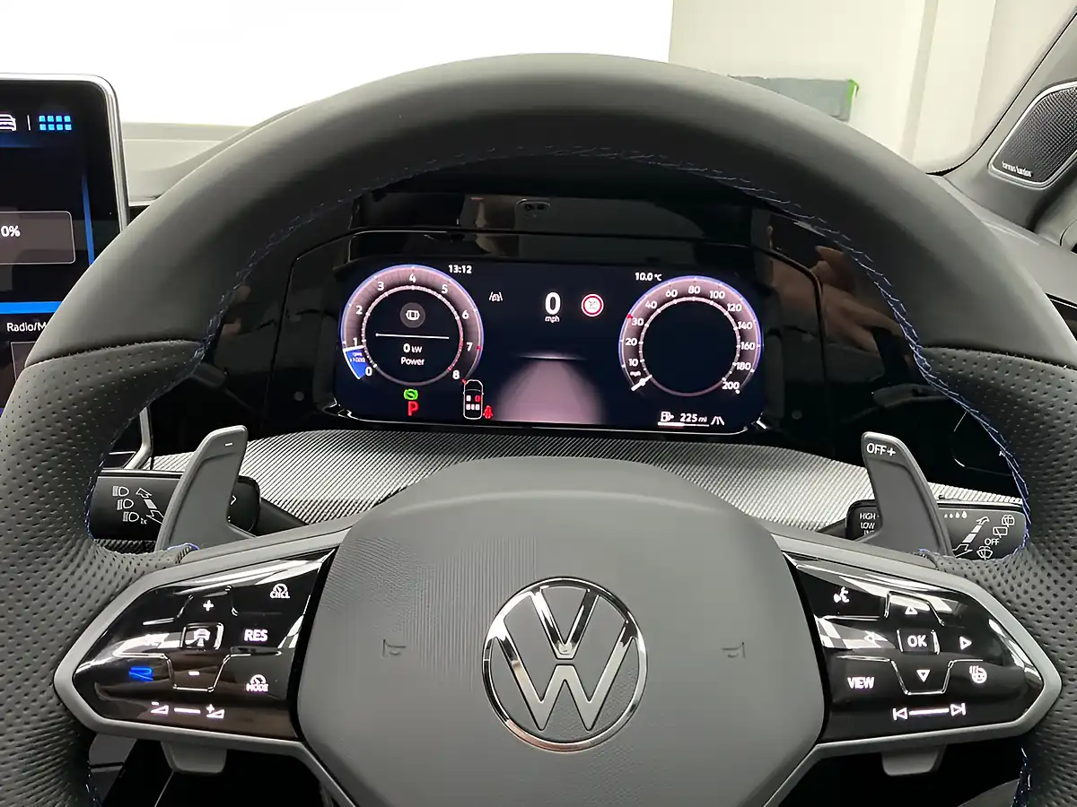 Used 2026 Volkswagen Golf R Black Edition Grenadilla Black - Interior and Exterior details 16