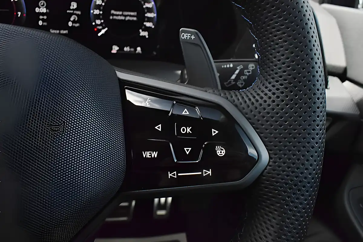 Used 2026 Volkswagen Golf R Black Edition Grey - Interior and Exterior details 19