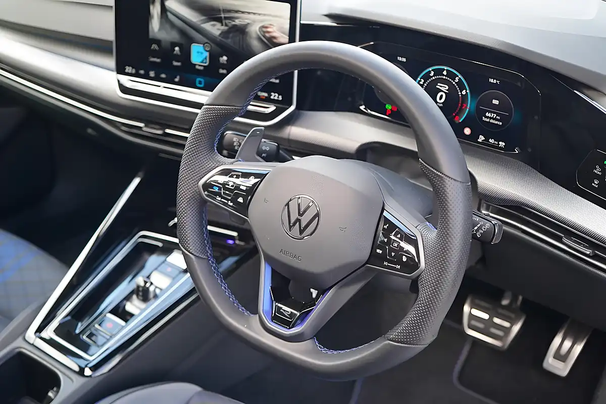 Used 2026 Volkswagen Golf R Black Edition White - Interior and Exterior details 14