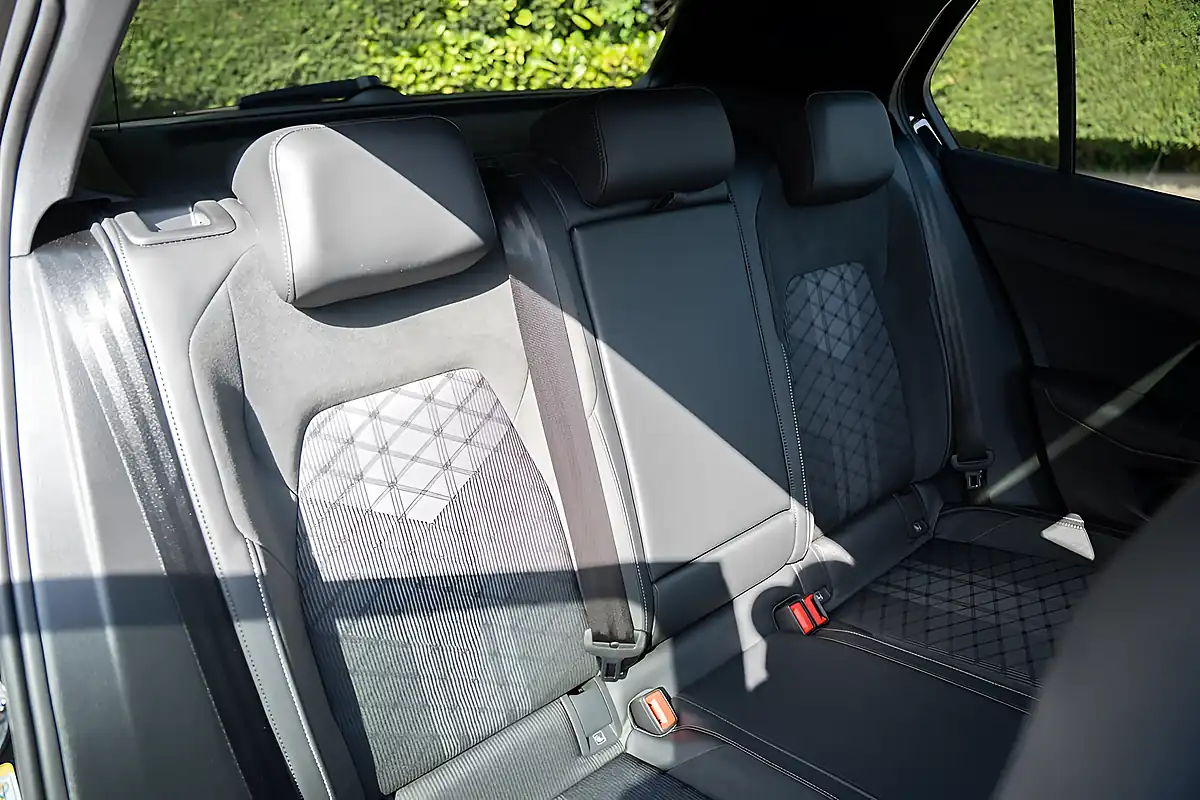 Used 2026 Volkswagen Golf R-Line Black - Interior and Exterior details 15