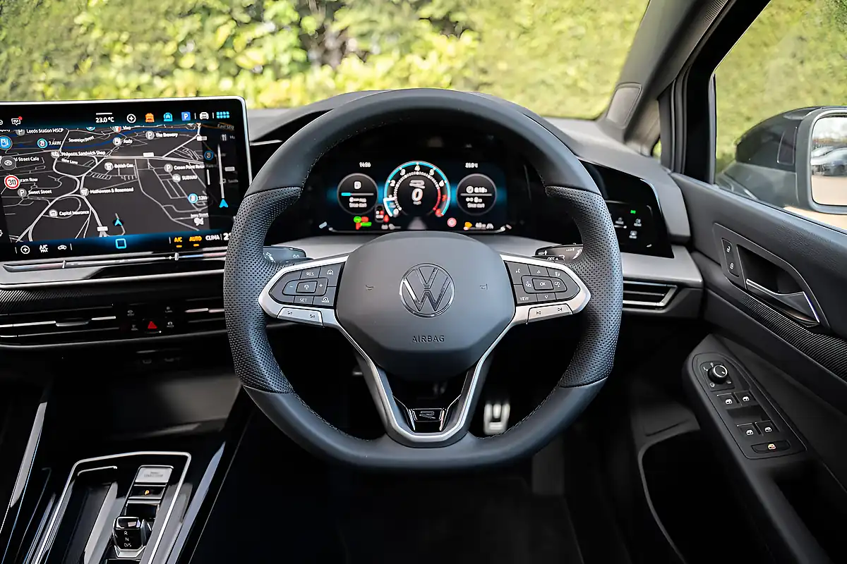 Used 2026 Volkswagen Golf R-Line Black - Interior and Exterior details 17