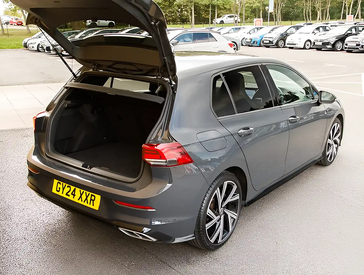 Used 2026 Volkswagen Golf R-Line Grey - Interior and Exterior details 20