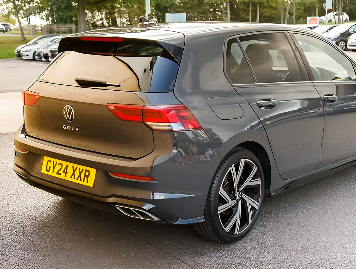 Used 2026 Volkswagen Golf R-Line Grey - Interior and Exterior details 7