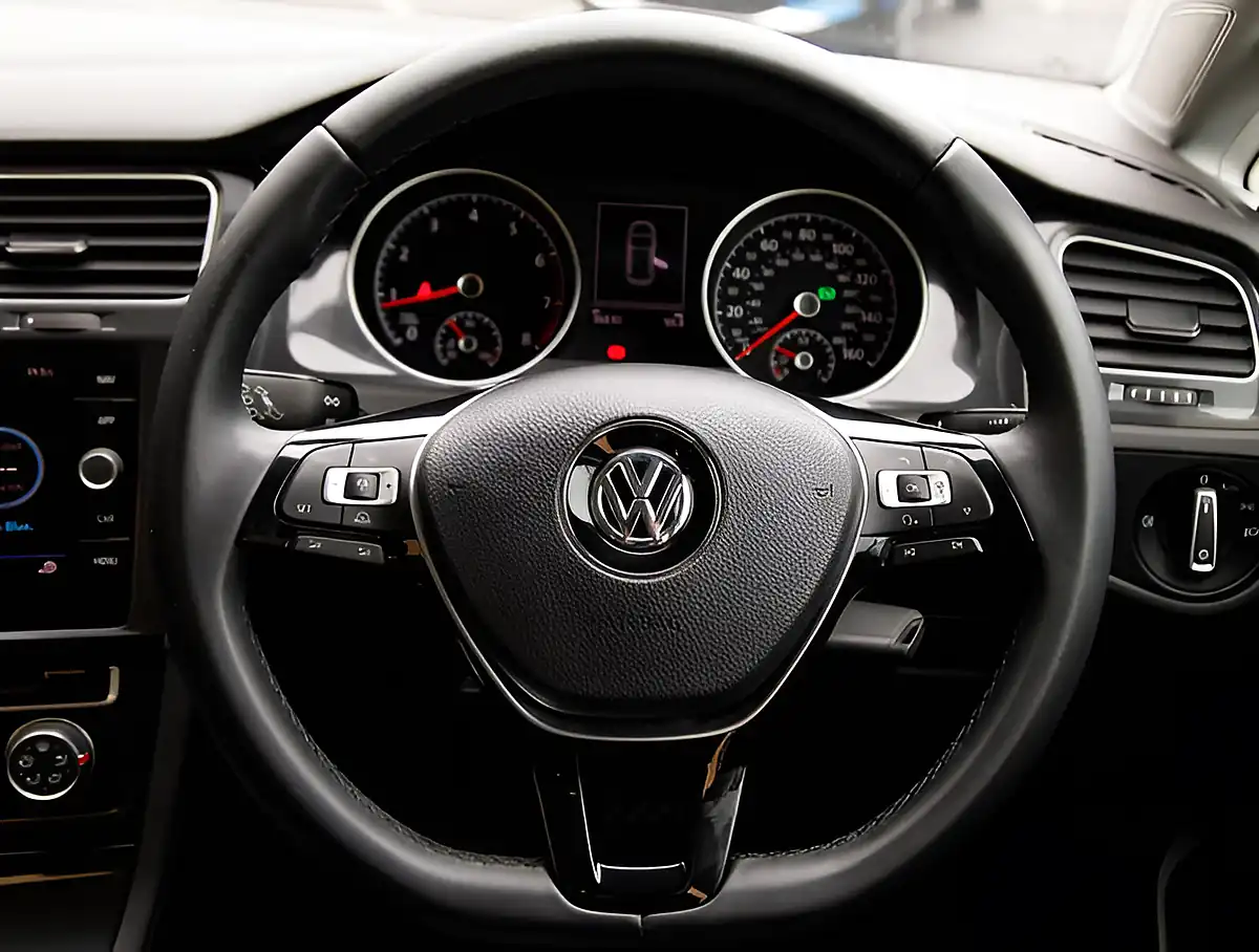 Used 2026 Volkswagen Golf Se Navigation Silver - Interior and Exterior details 13